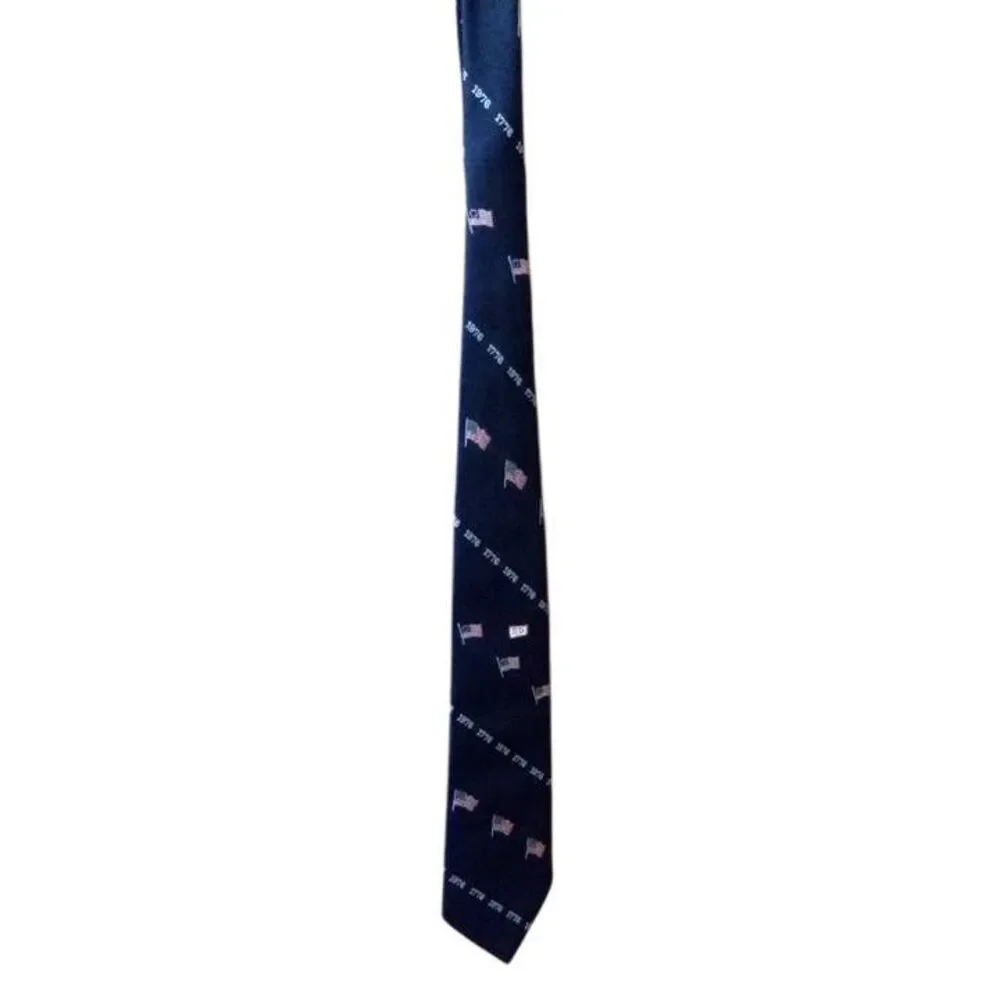 Rare Vintage Bicentennial Nudie Girl Handpainted Tie